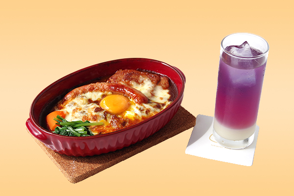 奥州ハーブ鶏のカチャトーラと岩手町産ソーセージの焼きカレーセット