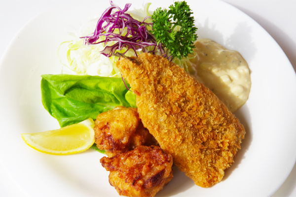 若鶏唐揚げと三陸産いわしフライのフライセット